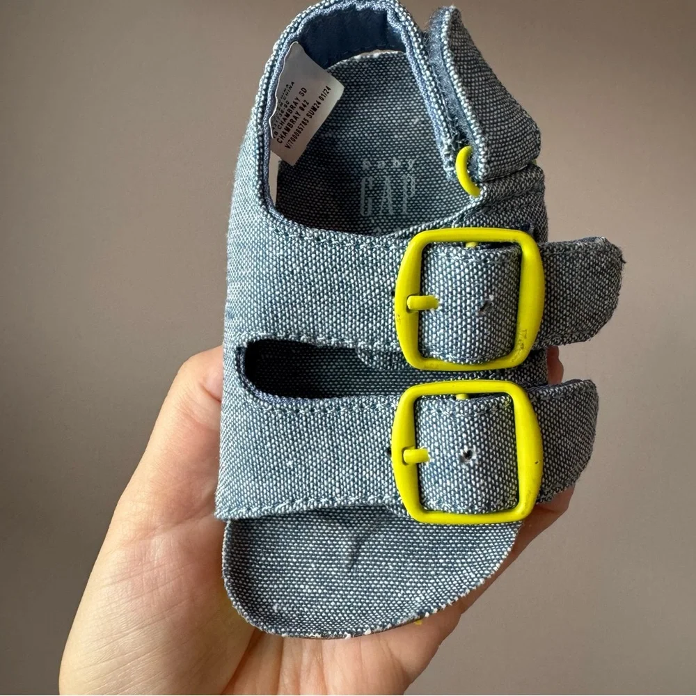 Baby Gap Chambray‎ Twin Buckle Sandals Size 3/4